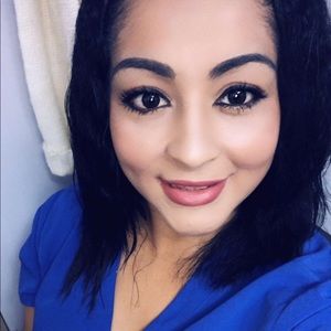 Meet your Posher, Maria veronica